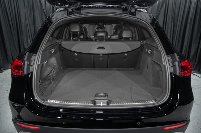 new 2025 Mercedes-Benz GLC 300 car, priced at $49,100