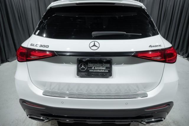 new 2024 Mercedes-Benz GLC 300 car, priced at $58,650