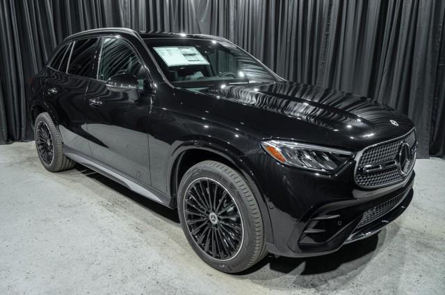 new 2025 Mercedes-Benz GLC 300 car, priced at $62,755