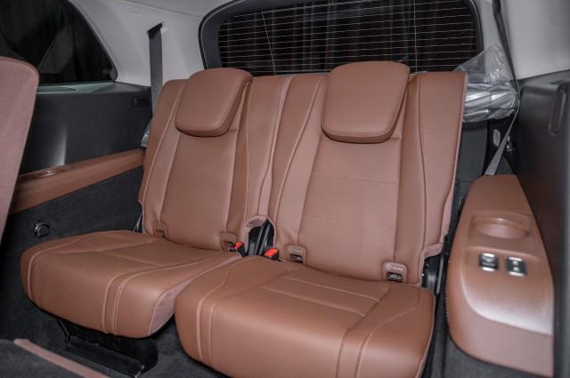 new 2026 Mercedes-Benz GLS 450 car, priced at $99,585