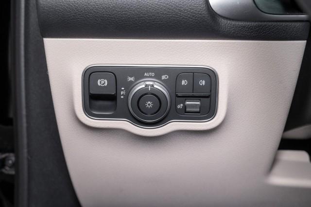 new 2026 Mercedes-Benz GLB 250 car, priced at $49,620