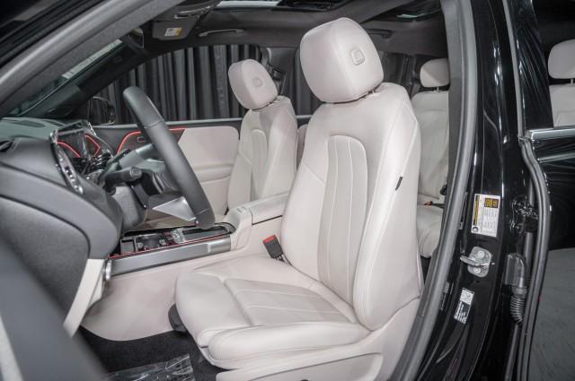 new 2026 Mercedes-Benz GLB 250 car, priced at $49,620