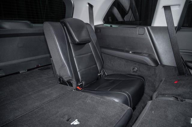 new 2025 Mercedes-Benz GLS 450 car, priced at $96,355