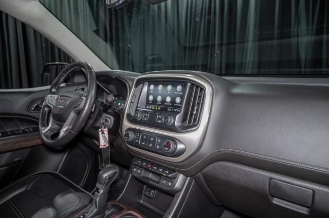 used 2022 GMC Canyon car, priced at $32,000