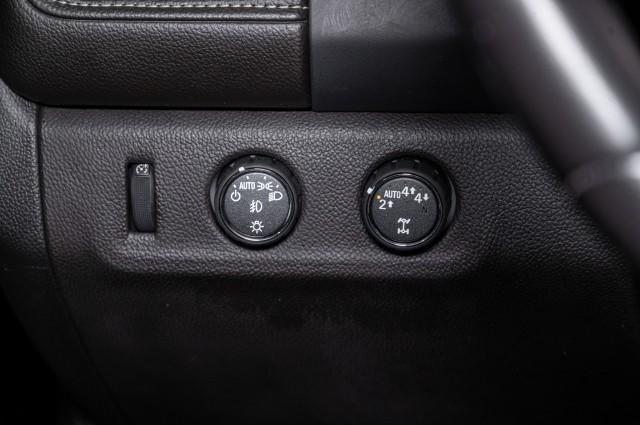 used 2022 GMC Canyon car, priced at $32,000