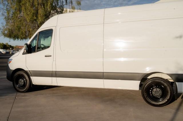 new 2024 Mercedes-Benz Sprinter 2500 car