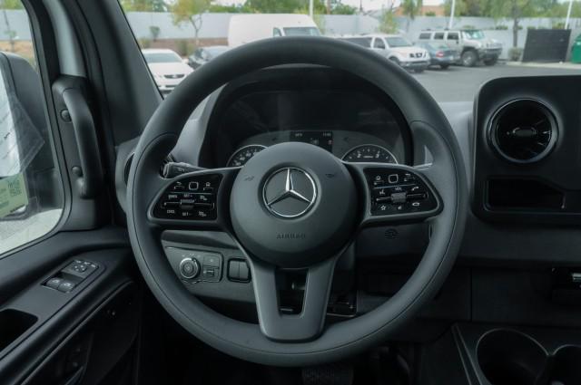 new 2024 Mercedes-Benz Sprinter 2500 car