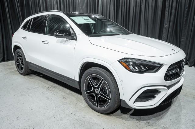 new 2025 Mercedes-Benz GLA 250 car, priced at $52,205