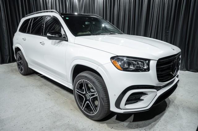 new 2025 Mercedes-Benz GLS 450 car, priced at $100,530