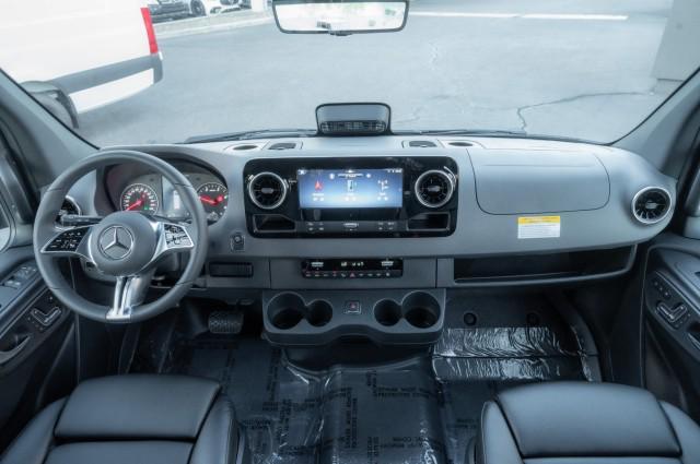 new 2025 Mercedes-Benz Sprinter 2500 car, priced at $90,183
