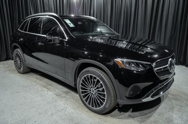 new 2025 Mercedes-Benz GLC 300 car, priced at $55,005