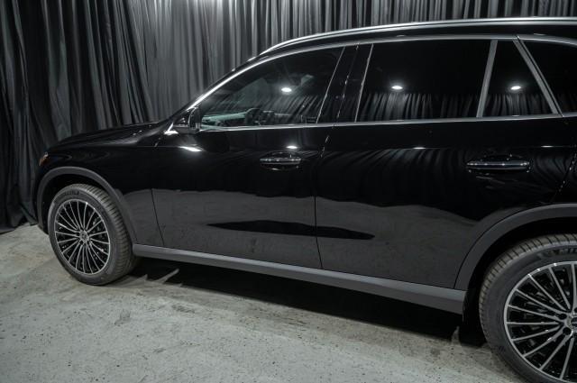 new 2025 Mercedes-Benz GLC 300 car, priced at $55,005