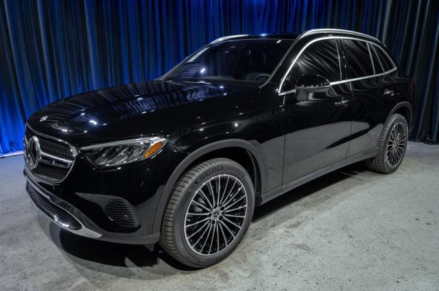new 2025 Mercedes-Benz GLC 300 car, priced at $55,005