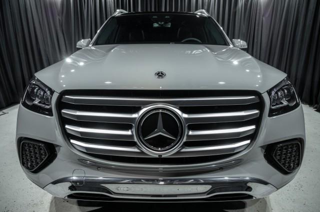 new 2026 Mercedes-Benz GLS 450 car, priced at $98,565