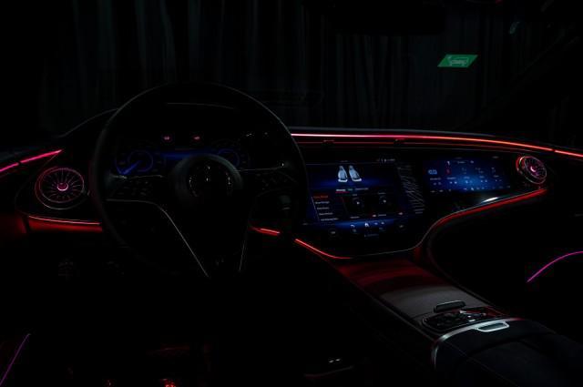 new 2025 Mercedes-Benz EQS 450 car, priced at $121,085