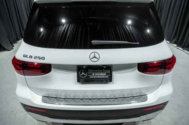 new 2026 Mercedes-Benz GLB 250 car, priced at $48,030