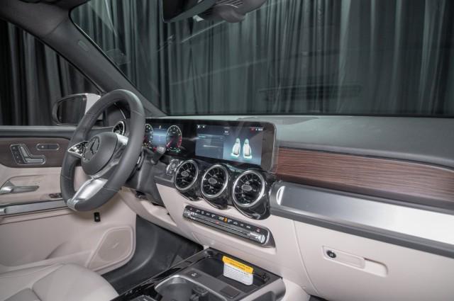 new 2026 Mercedes-Benz GLB 250 car, priced at $48,030