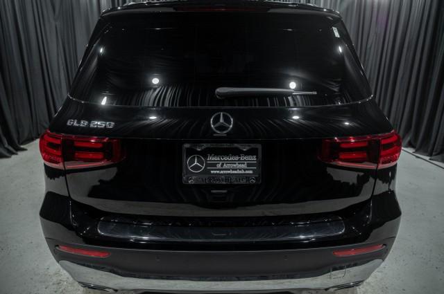 new 2025 Mercedes-Benz GLB 250 car, priced at $47,145