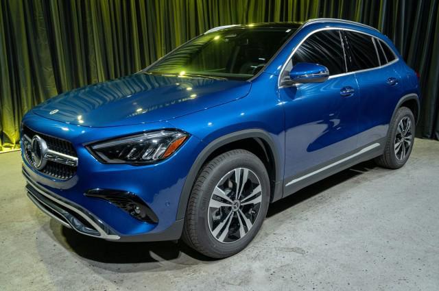 new 2025 Mercedes-Benz GLA 250 car, priced at $47,670