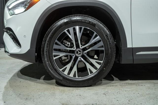 new 2026 Mercedes-Benz GLA 250 car, priced at $47,175
