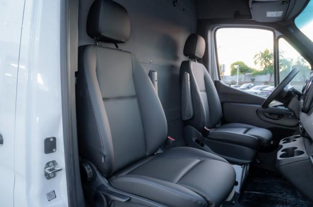 new 2024 Mercedes-Benz Sprinter 2500 car, priced at $84,547