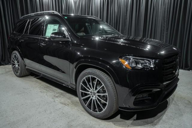 new 2025 Mercedes-Benz GLS 450 car, priced at $97,285