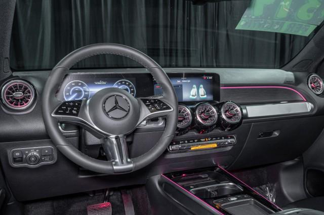 new 2025 Mercedes-Benz EQB 250 car, priced at $58,850
