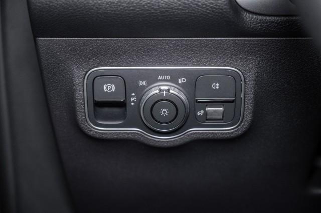 new 2025 Mercedes-Benz EQB 250 car, priced at $58,850