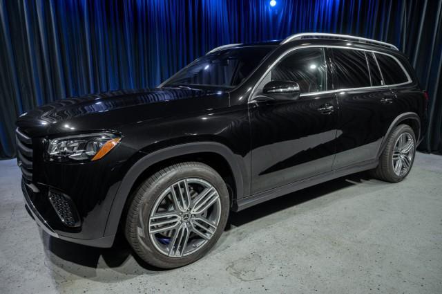 new 2026 Mercedes-Benz GLS 450 car, priced at $93,900
