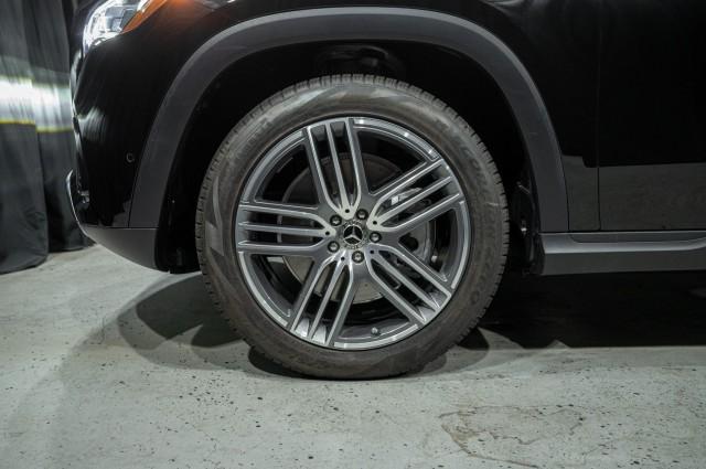 new 2026 Mercedes-Benz GLS 450 car, priced at $93,900