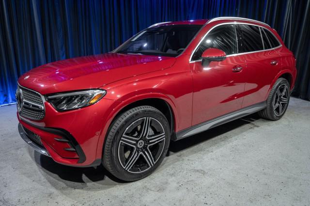 new 2024 Mercedes-Benz GLC 300 car, priced at $60,205