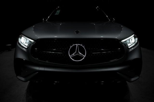 new 2025 Mercedes-Benz GLC 300 car, priced at $60,415