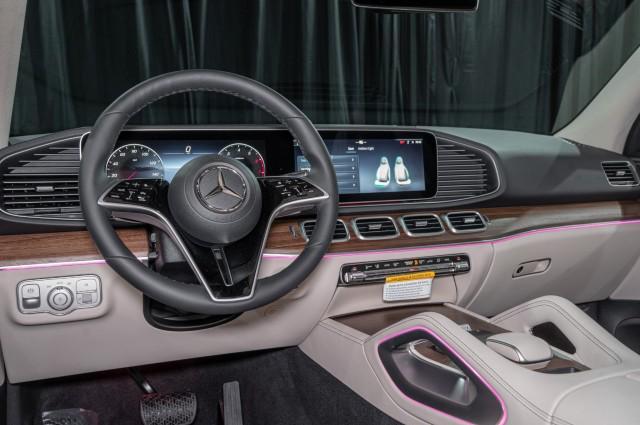 new 2026 Mercedes-Benz GLE 450 car, priced at $82,765