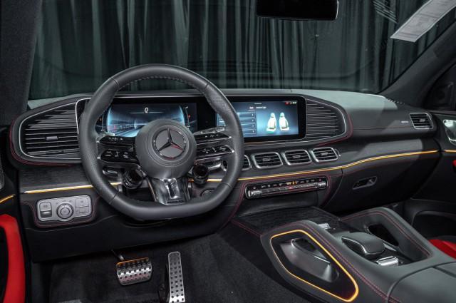 new 2025 Mercedes-Benz AMG GLE 53 car, priced at $101,585