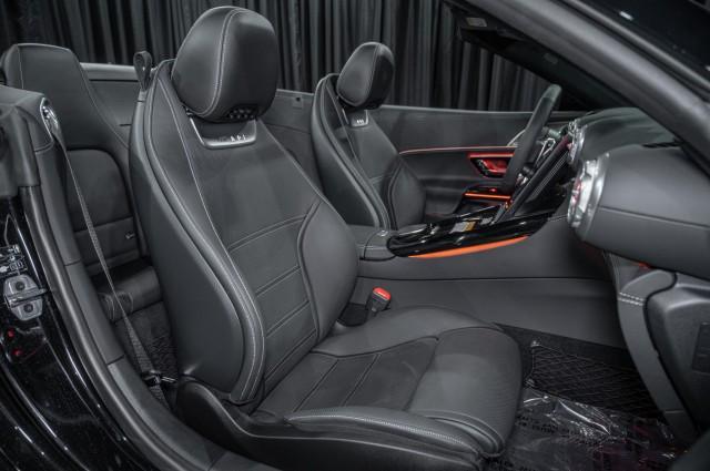 new 2025 Mercedes-Benz AMG SL 55 car, priced at $148,980