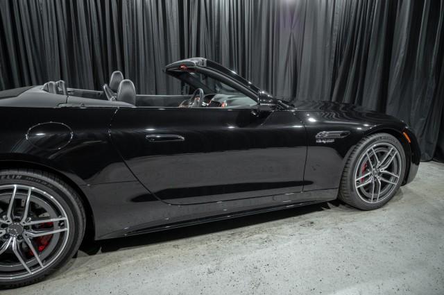new 2025 Mercedes-Benz AMG SL 55 car, priced at $148,980