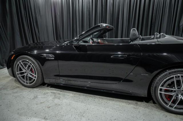 new 2025 Mercedes-Benz AMG SL 55 car, priced at $148,980
