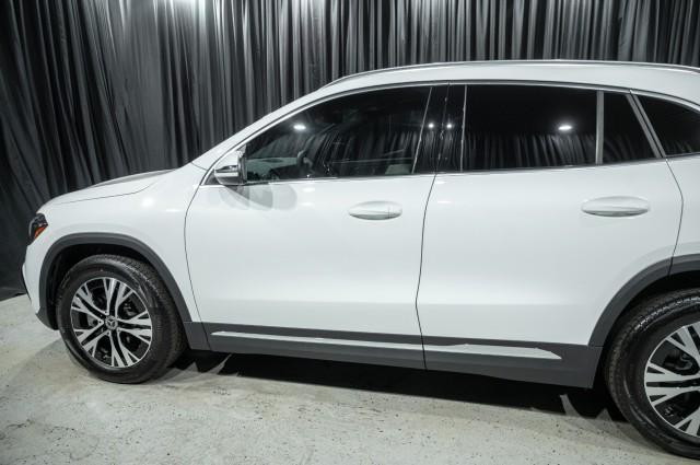 new 2025 Mercedes-Benz GLA 250 car, priced at $44,250