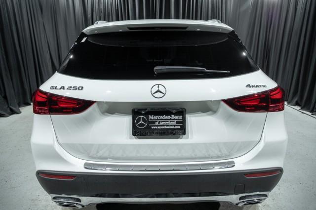 new 2025 Mercedes-Benz GLA 250 car, priced at $44,250