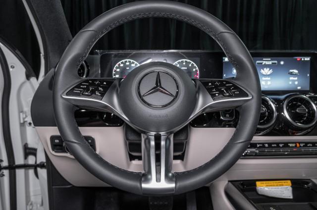 new 2025 Mercedes-Benz GLA 250 car, priced at $44,250