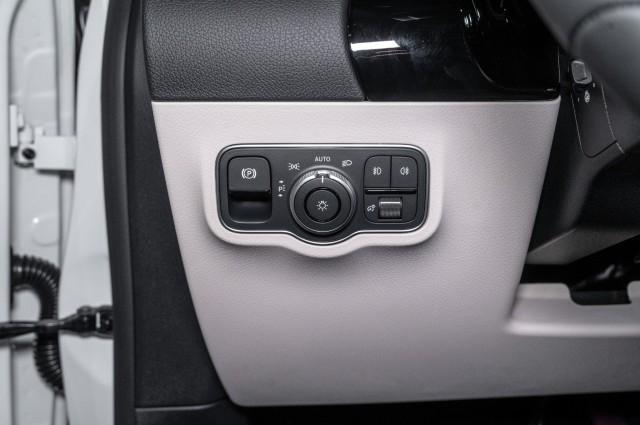 new 2025 Mercedes-Benz GLA 250 car, priced at $47,295