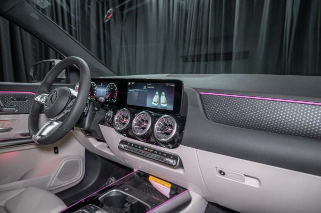 new 2025 Mercedes-Benz GLA 250 car, priced at $47,295