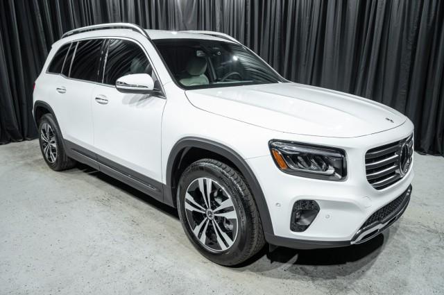 new 2025 Mercedes-Benz GLB 250 car, priced at $47,420