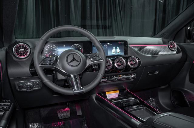 new 2025 Mercedes-Benz GLA 250 car, priced at $48,495