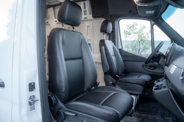 new 2025 Mercedes-Benz Sprinter 2500 car, priced at $68,978