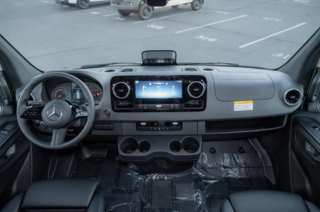 new 2025 Mercedes-Benz Sprinter 2500 car, priced at $69,359