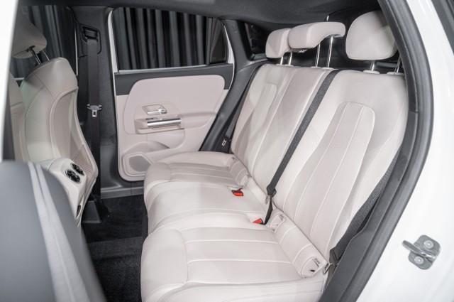 new 2025 Mercedes-Benz GLA 250 car, priced at $44,250