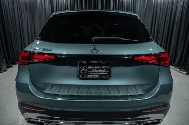 new 2025 Mercedes-Benz GLC 300 car, priced at $60,765