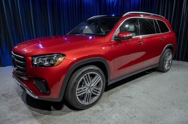 new 2025 Mercedes-Benz GLS 450 car, priced at $95,255