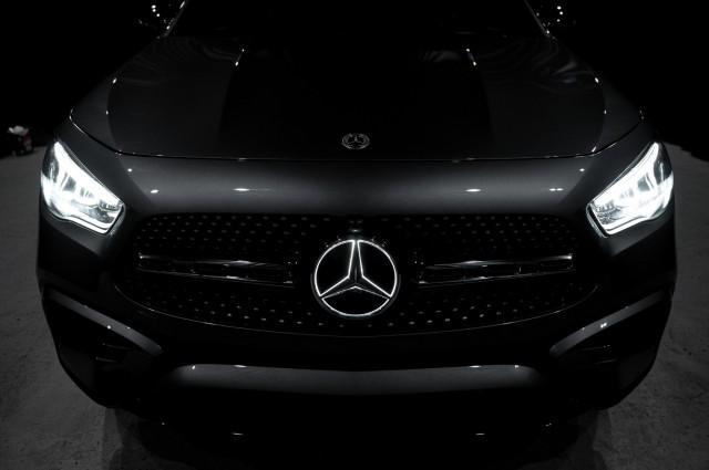 new 2025 Mercedes-Benz GLA 250 car, priced at $52,480